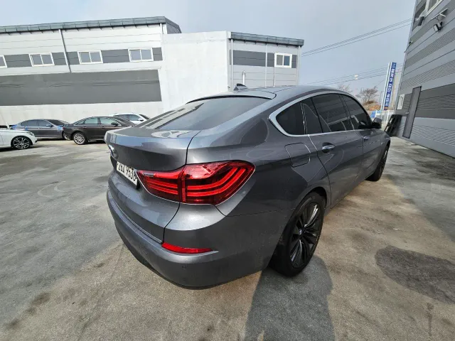 BMW 5 серії - фото 4