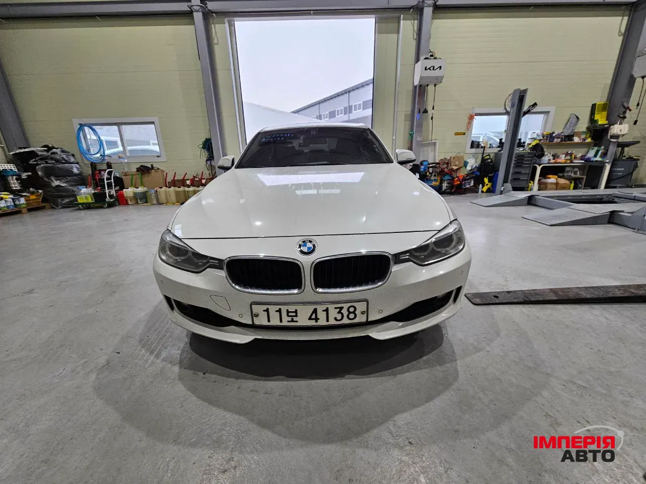 BMW 3 серії - фото 1