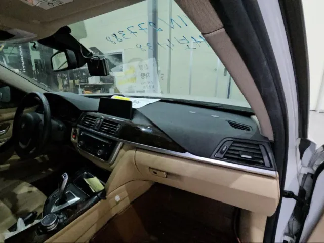 BMW 3 серії - фото 5