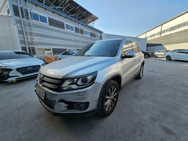 Volkswagen Tiguan - фото 5