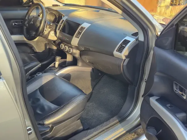 Mitsubishi Outlander - фото 5