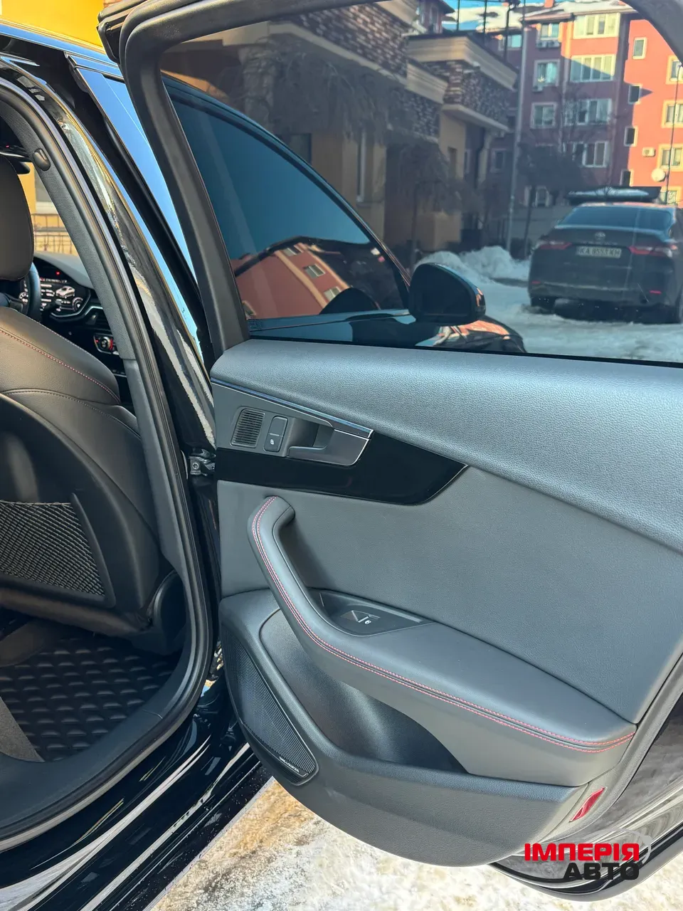 Audi A4 - фото 19