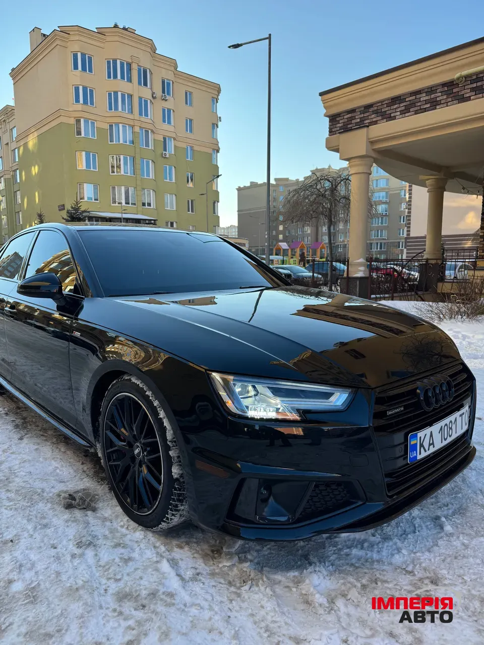 Audi A4 - фото 2