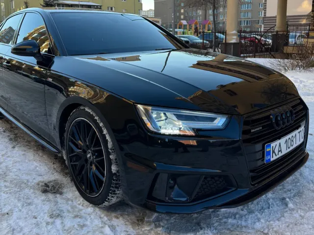 Audi A4 - фото 2