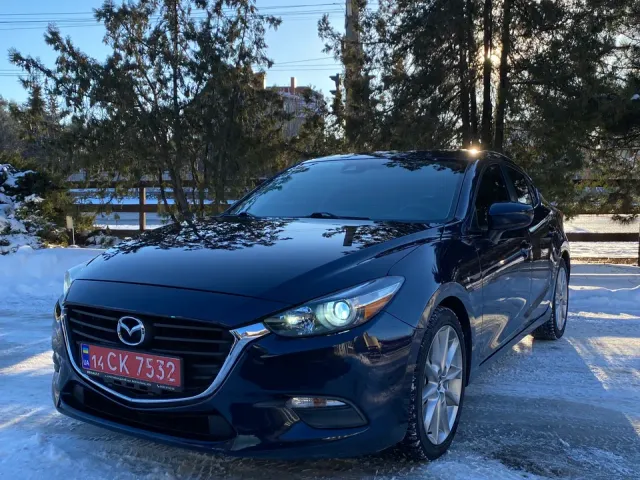 Mazda 3 - фото 1