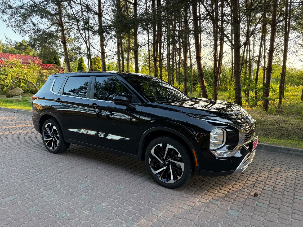 Mitsubishi Outlander - фото 11