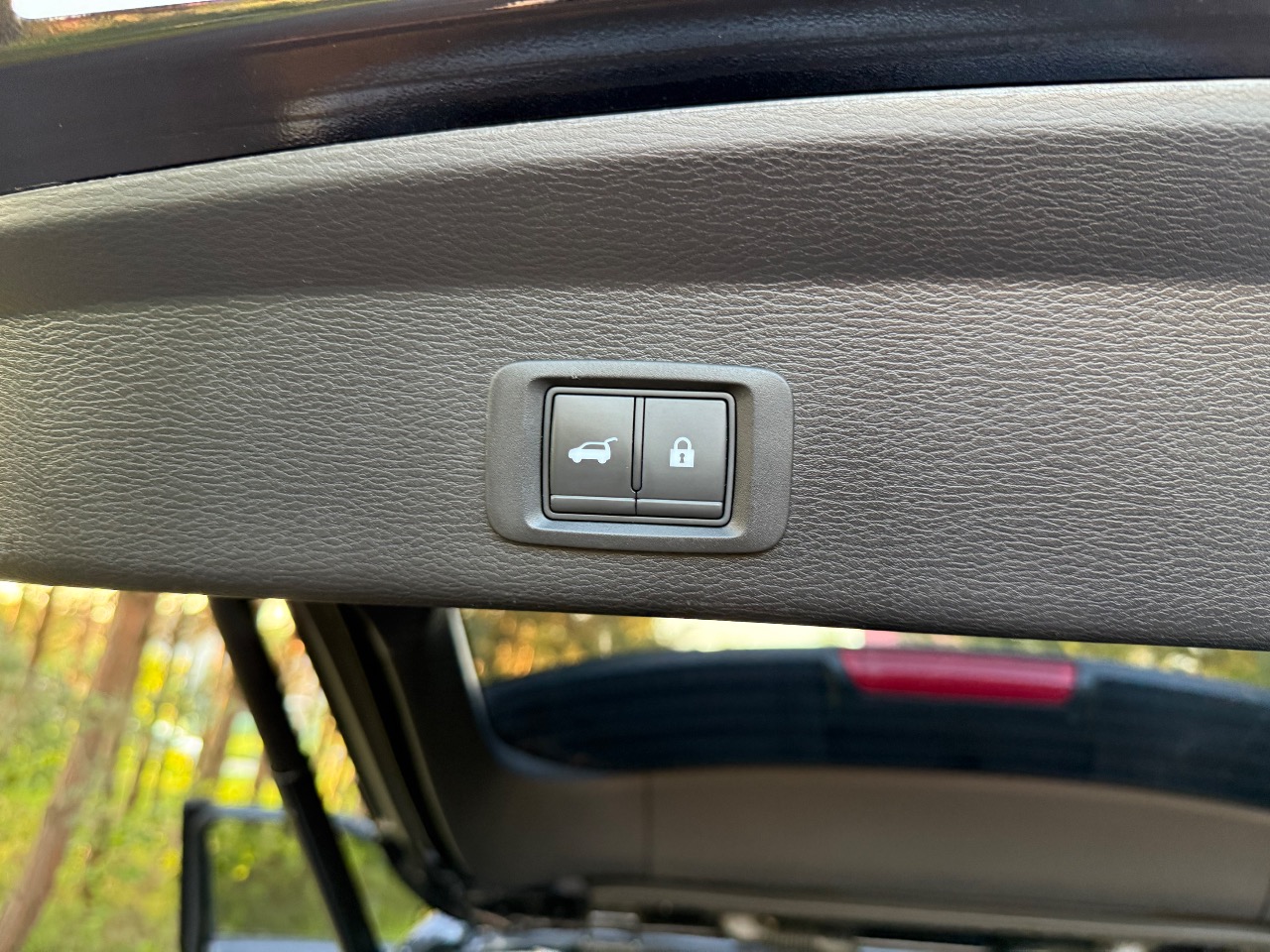 Mitsubishi Outlander - фото 23