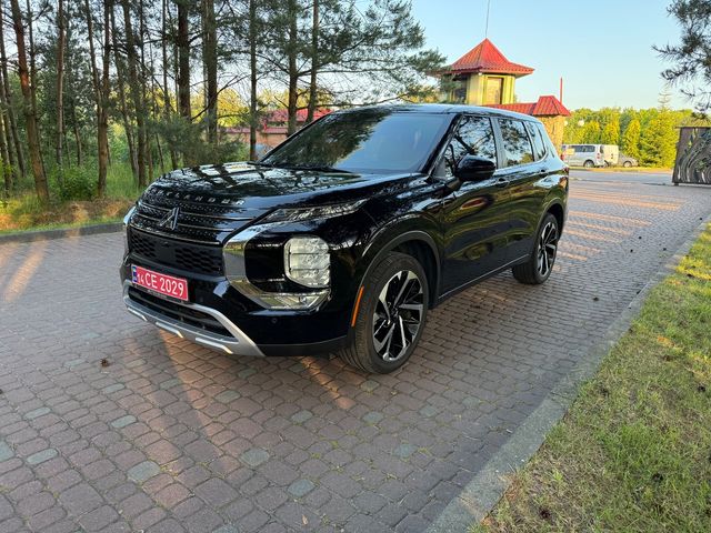 Mitsubishi Outlander - фото 5