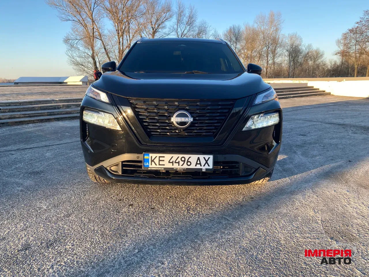 Nissan Rogue - фото 1