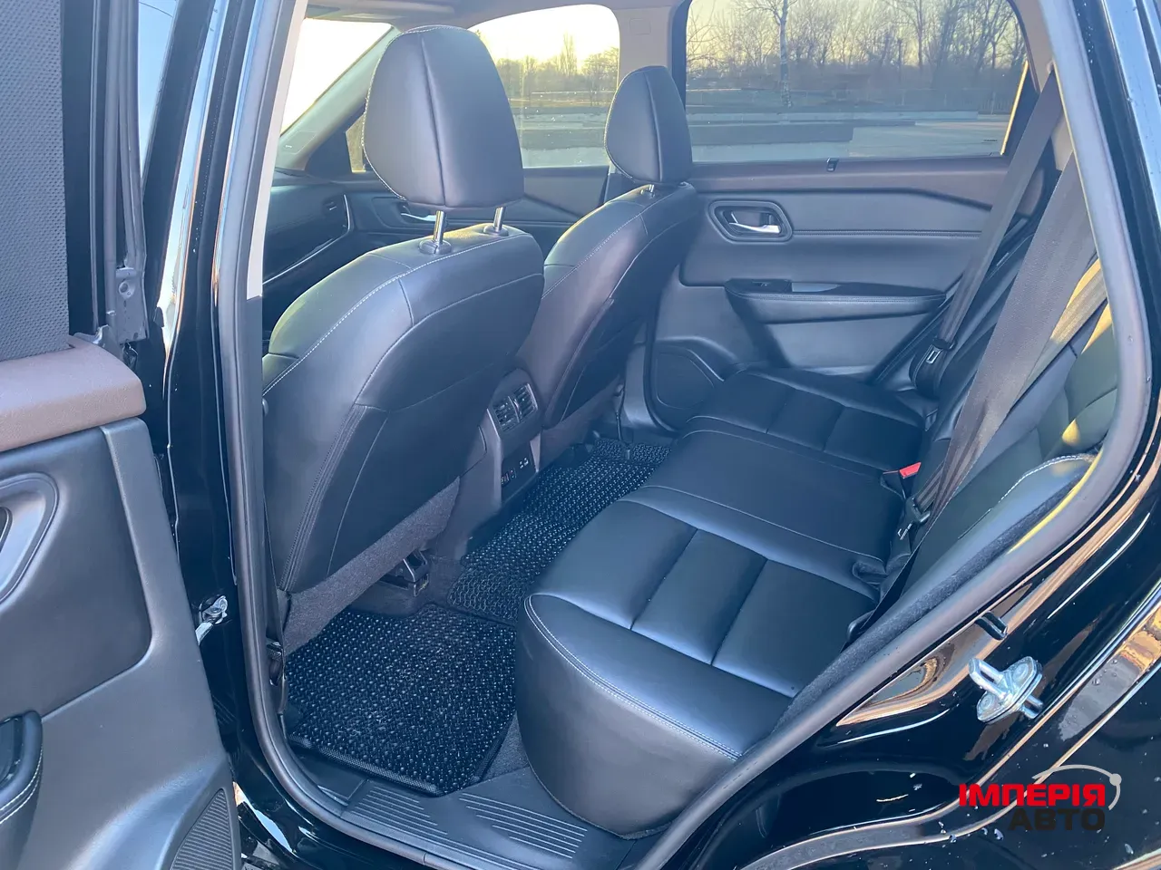 Nissan Rogue - фото 9