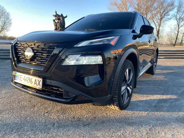 Nissan Rogue - фото 2