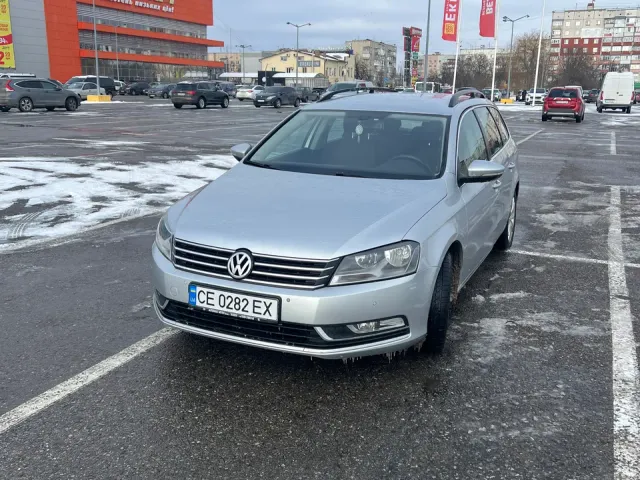 Volkswagen Passat - фото 1