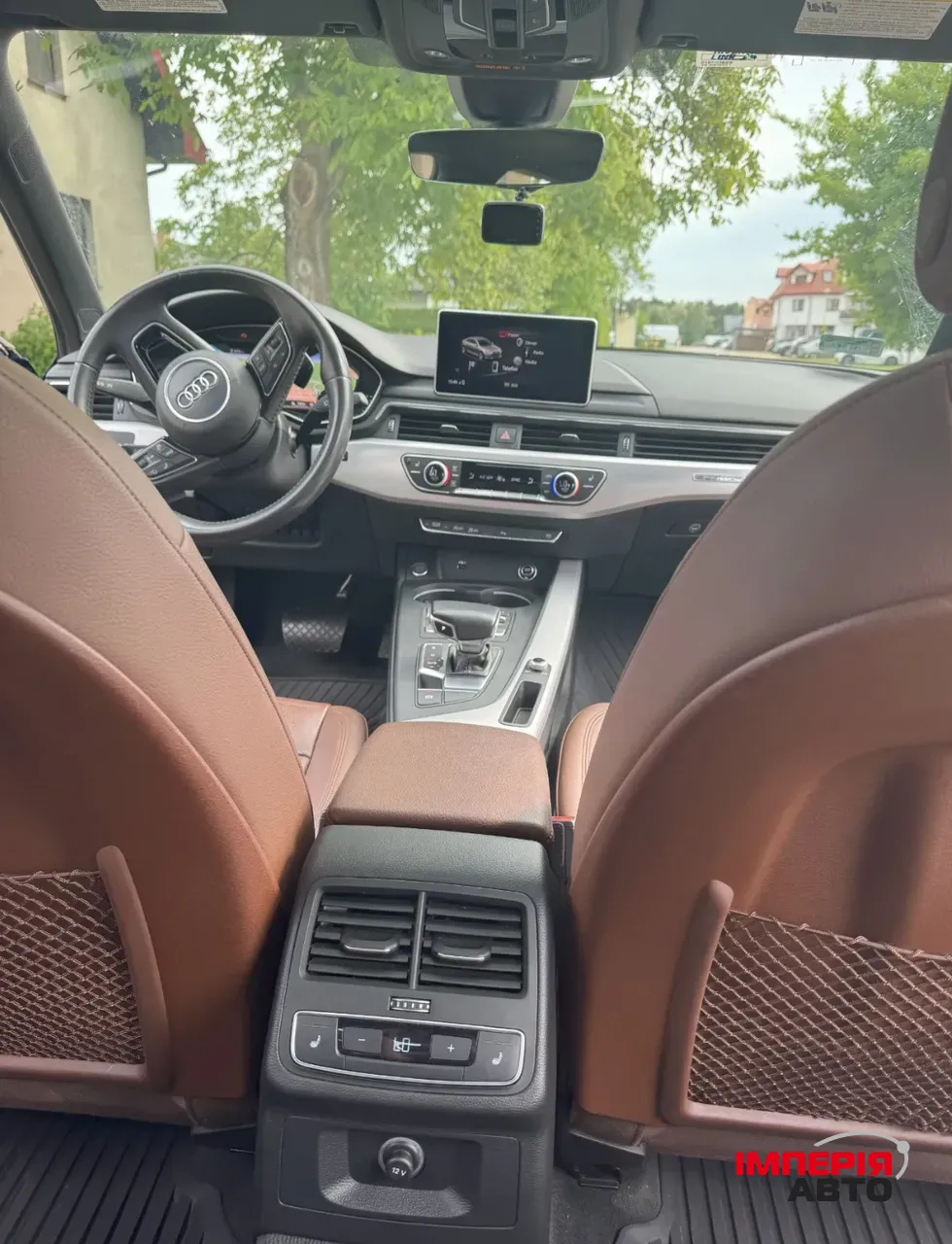 Audi A4 - фото 14