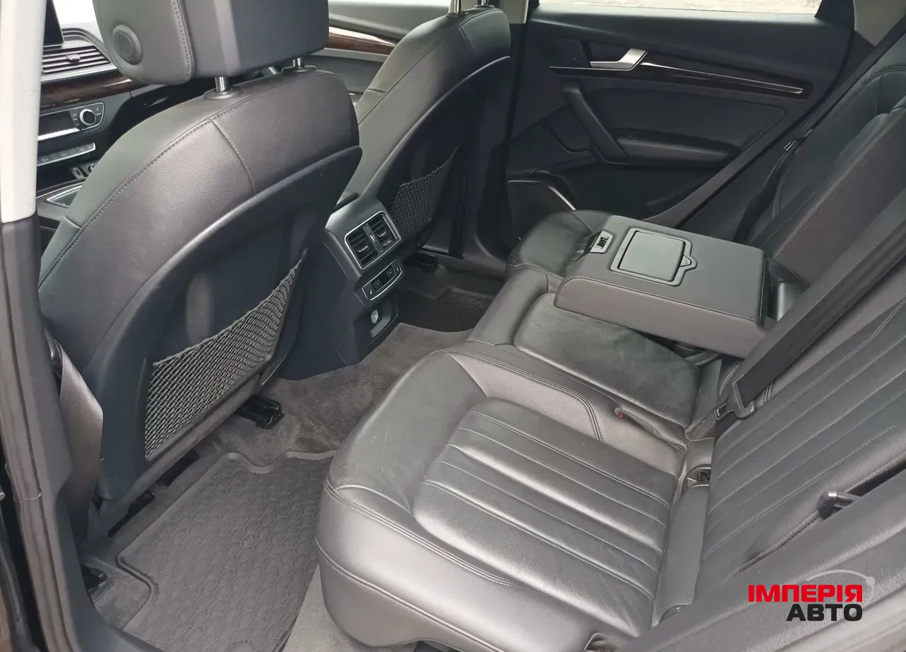 Audi Q5 - фото 12