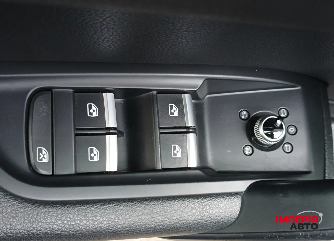 Audi Q5 - фото 15