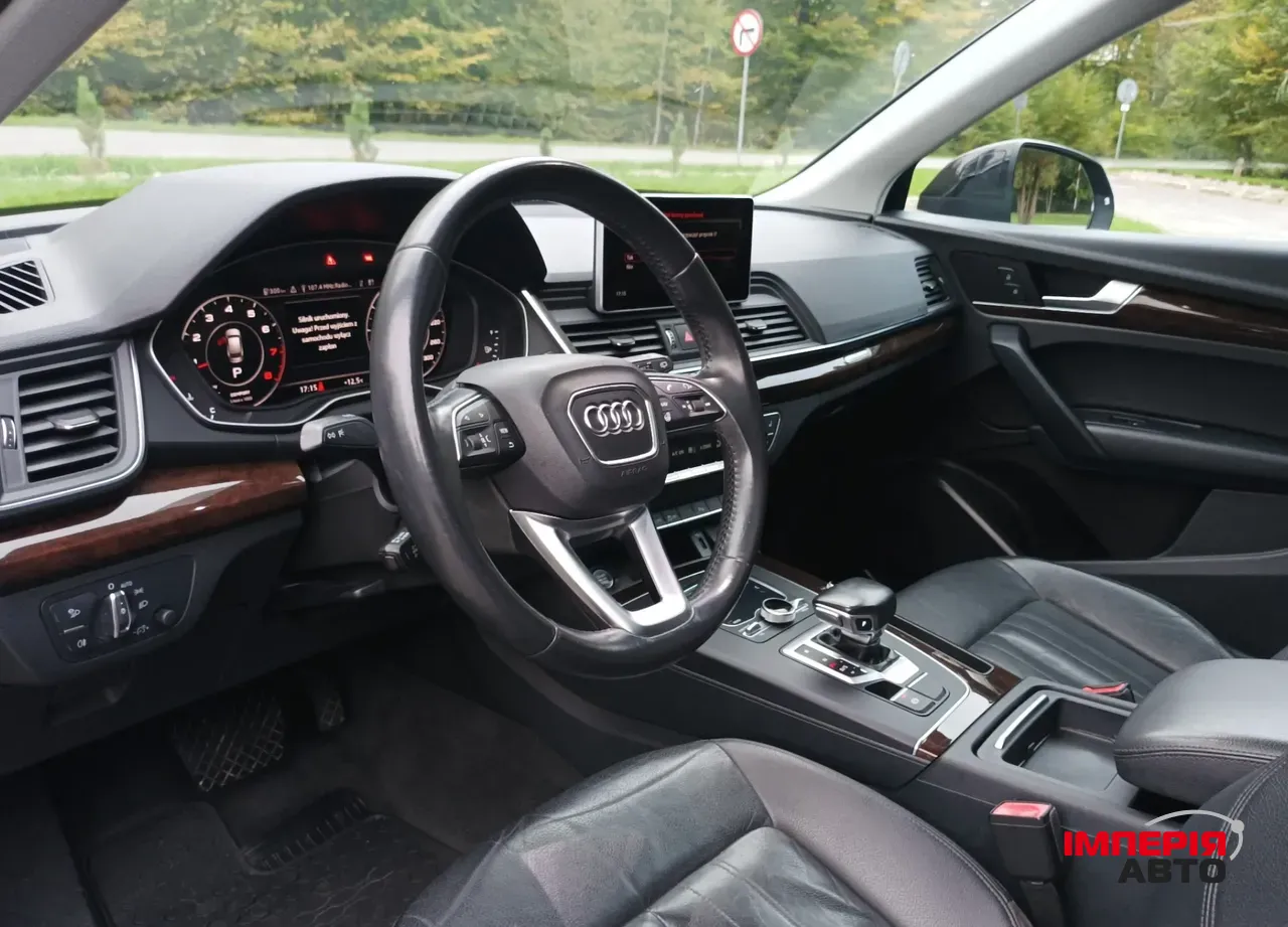 Audi Q5 - фото 10