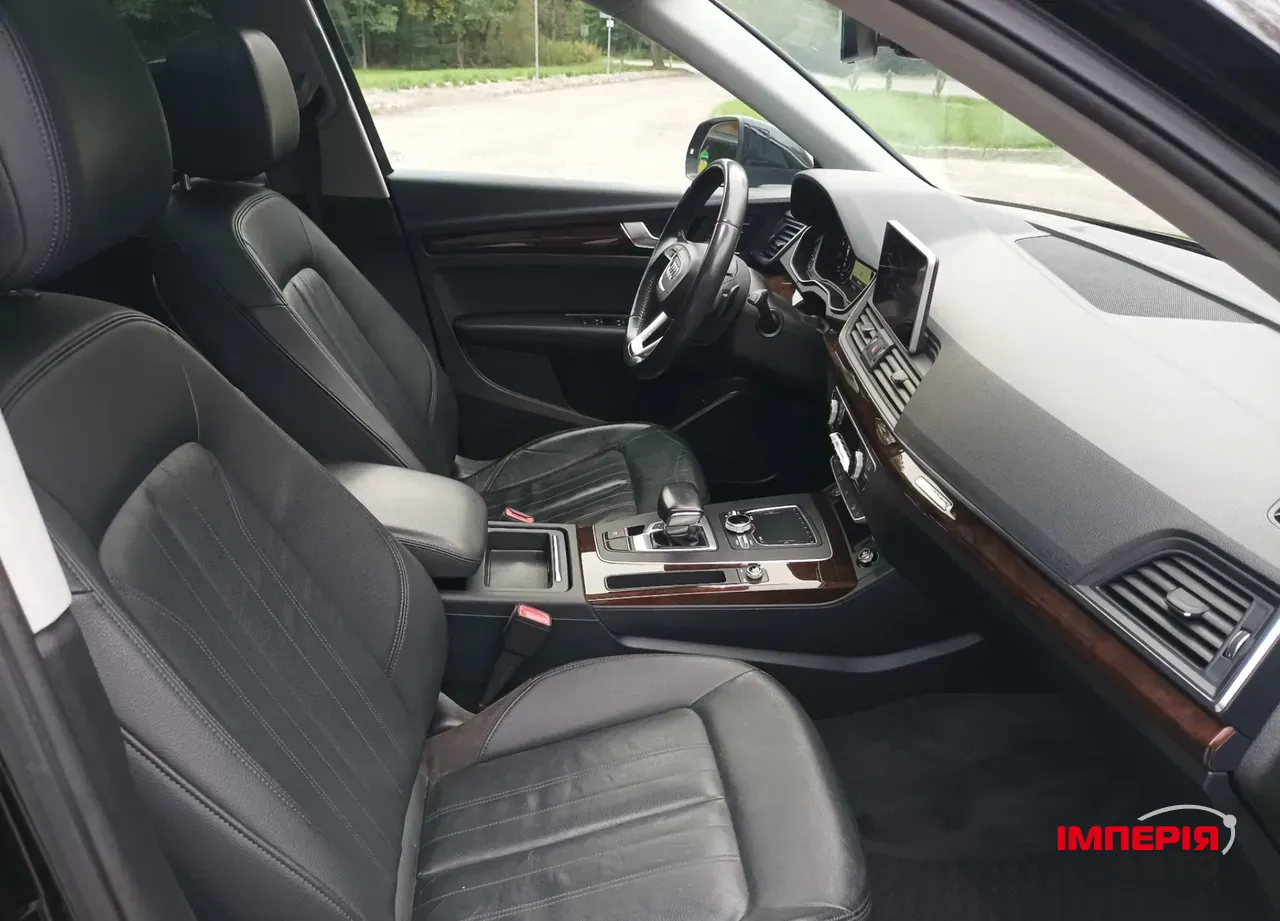Audi Q5 - фото 11