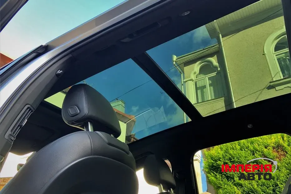 Audi Q7 - фото 11