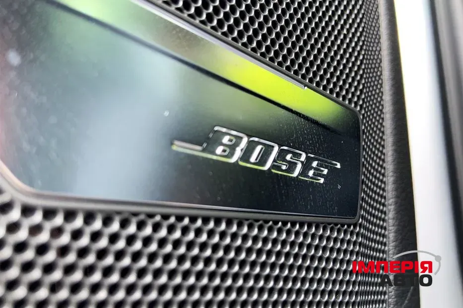 Audi Q7 - фото 14