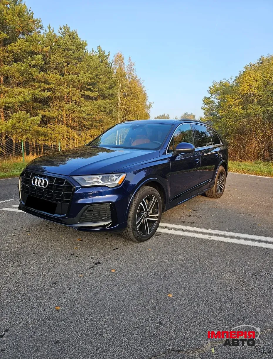 Audi Q7 - фото 8