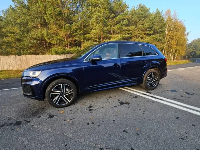 Audi Q7 - фото 2