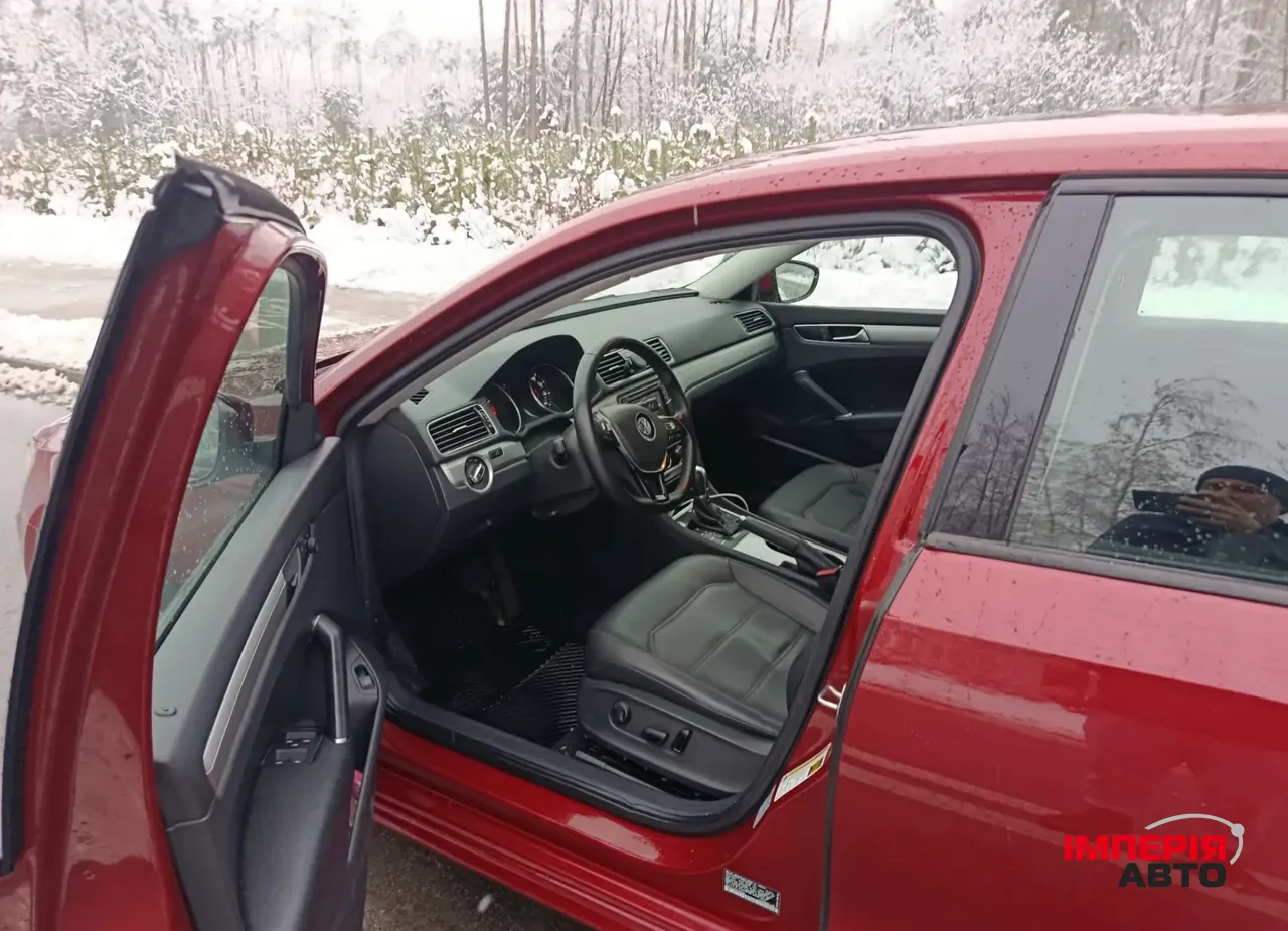 Volkswagen Passat - фото 7