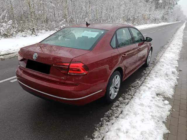 Volkswagen Passat - фото 5