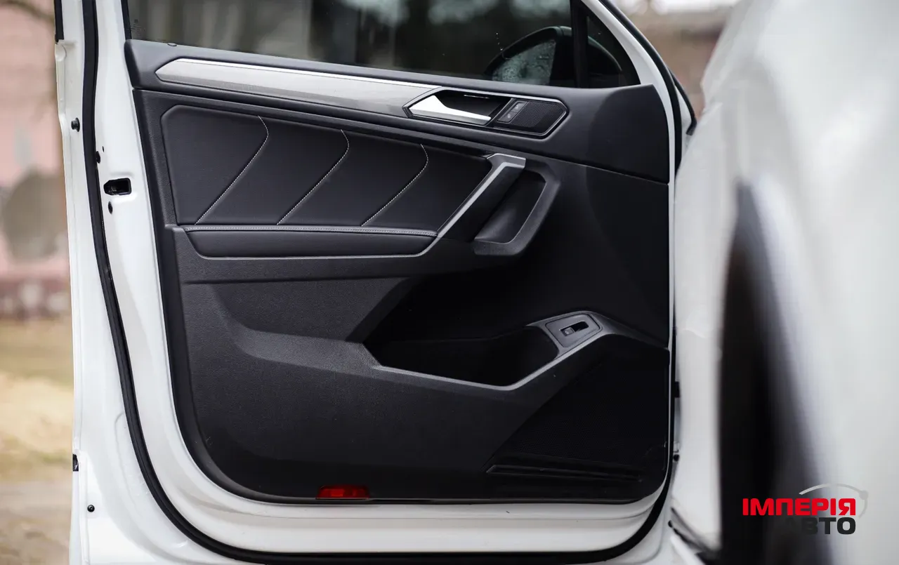 Volkswagen Tiguan - фото 17