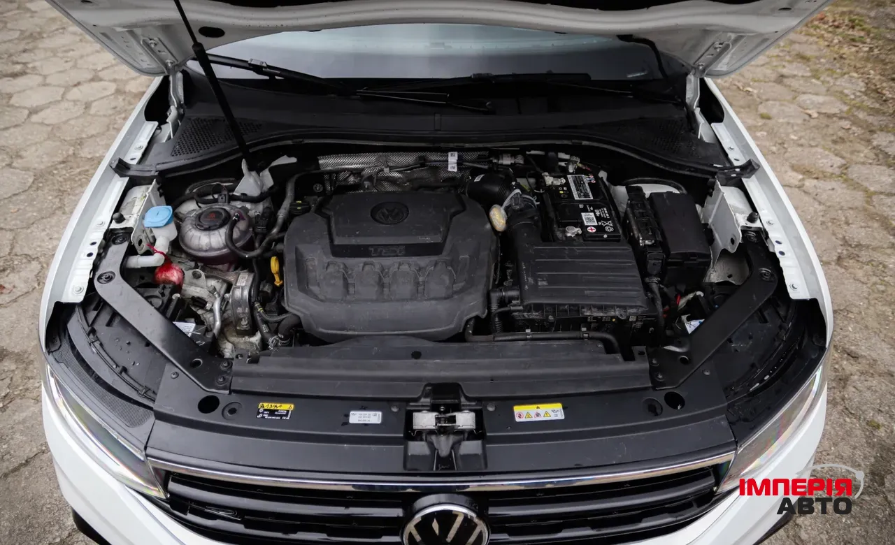Volkswagen Tiguan - фото 8
