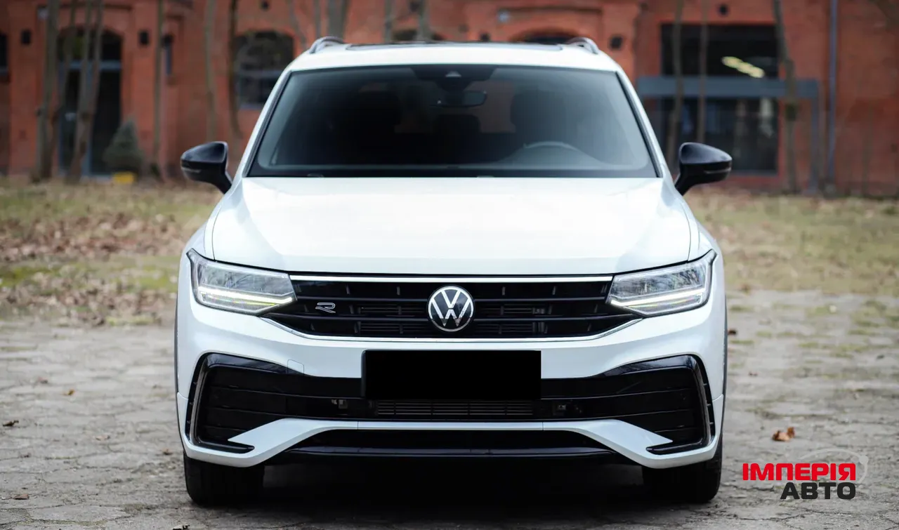 Volkswagen Tiguan - фото 3