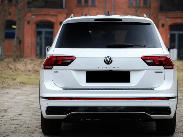 Volkswagen Tiguan - фото 5