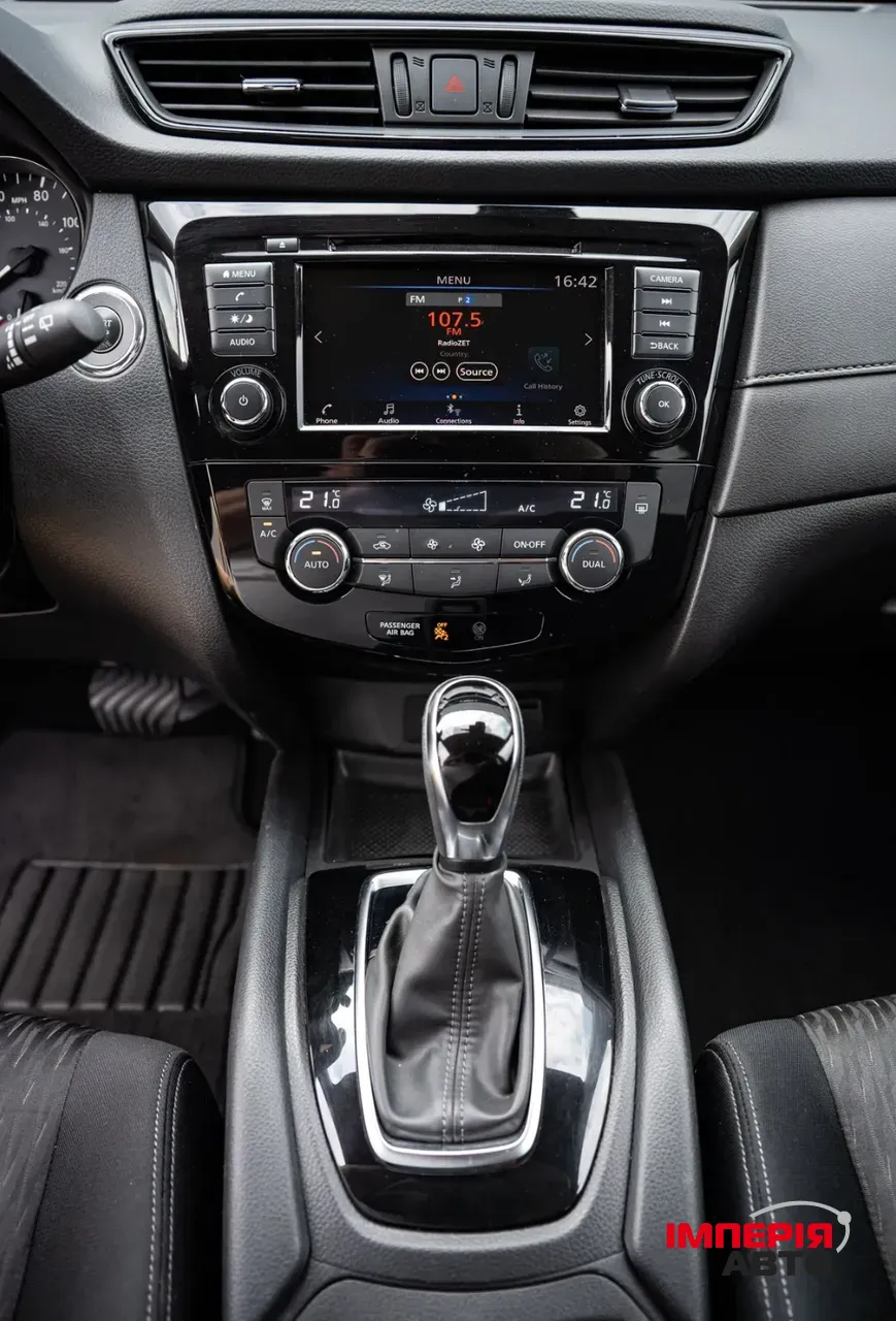 Nissan Rogue - фото 12