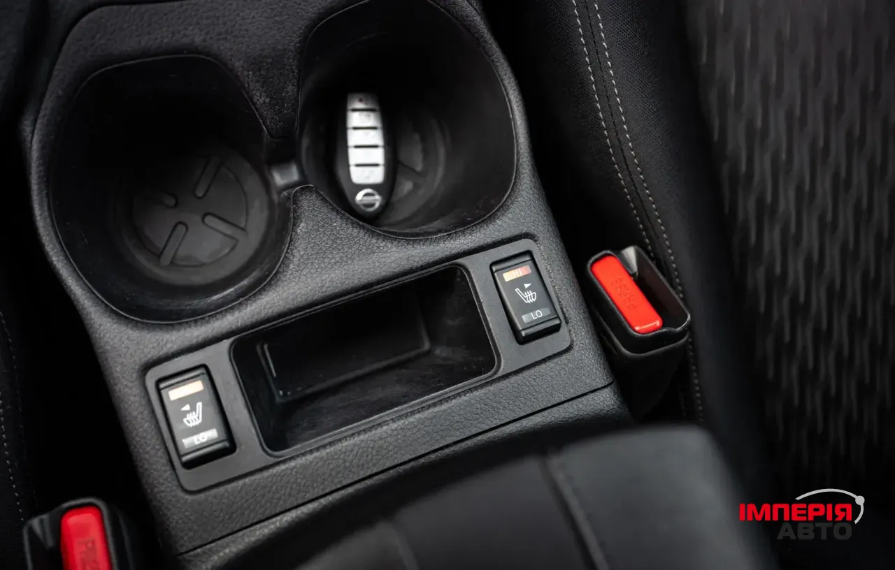 Nissan Rogue - фото 13