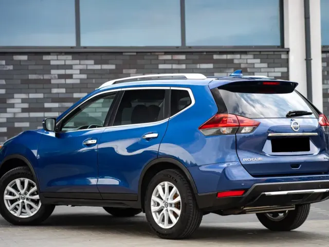 Nissan Rogue - фото 5