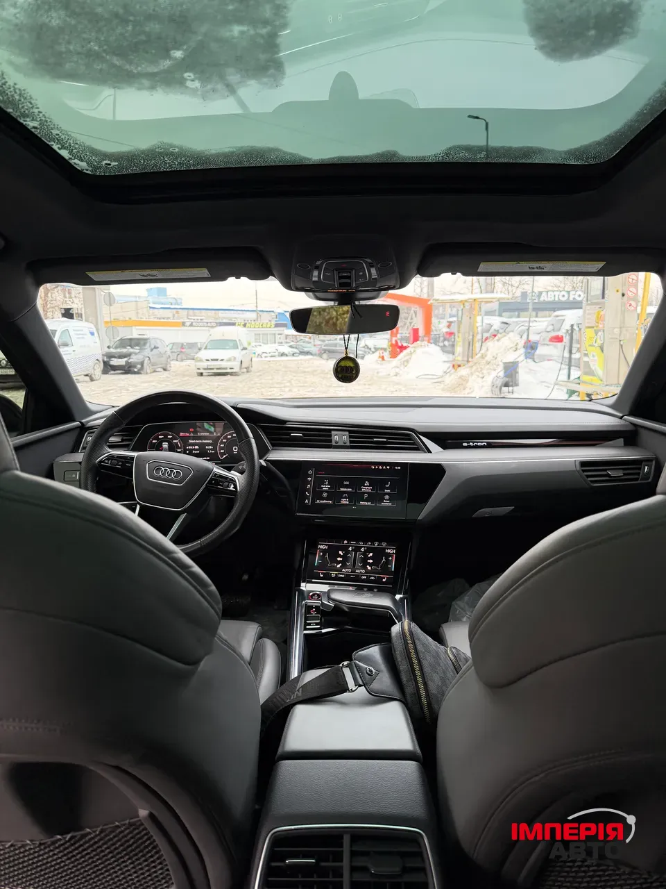 Audi e-tron S Sportback - фото 3