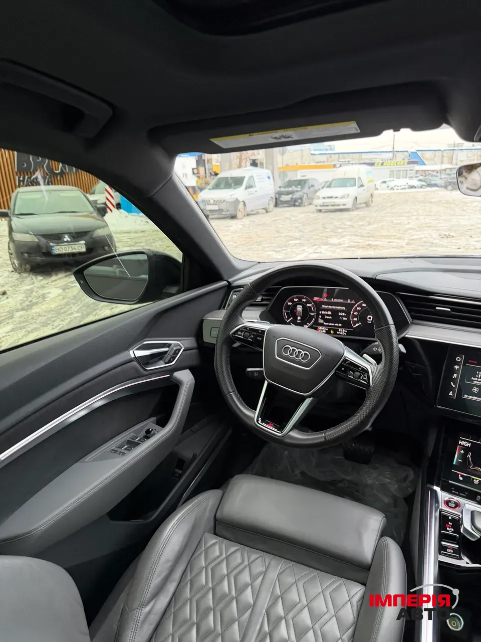 Audi e-tron S Sportback - фото 8