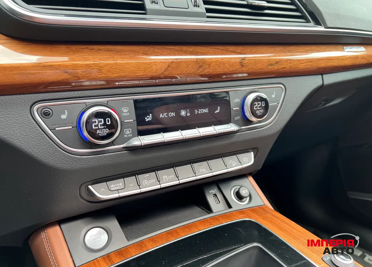 Audi Q5 - фото 19