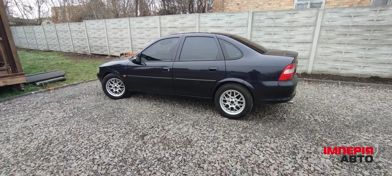 Opel Vectra - фото 4