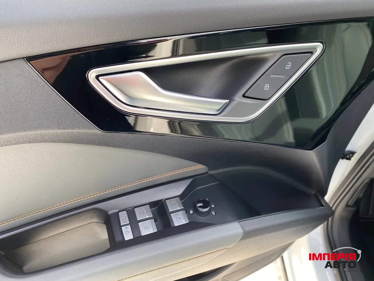 Audi Q4 e-tron - фото 20