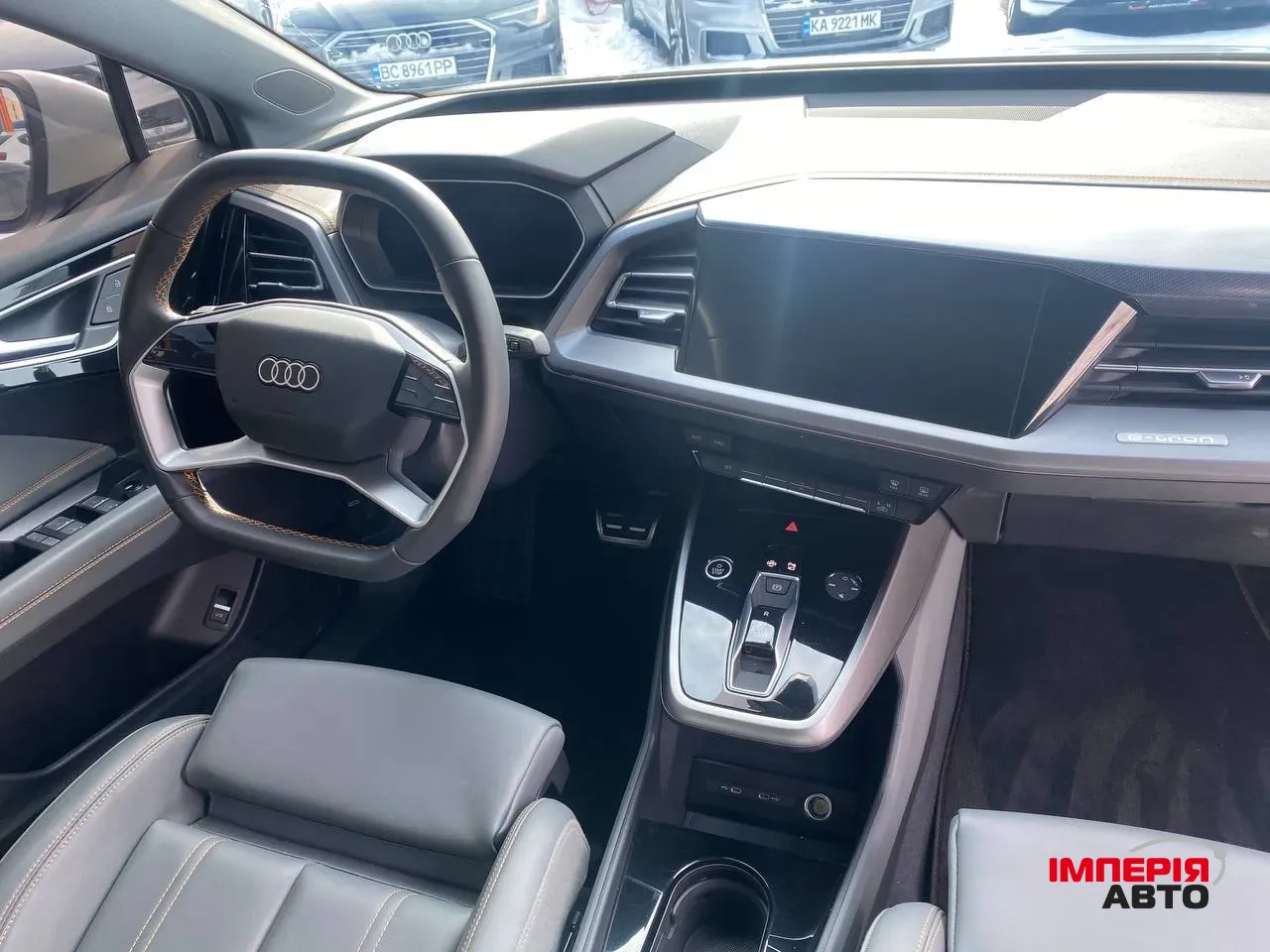 Audi Q4 e-tron - фото 22