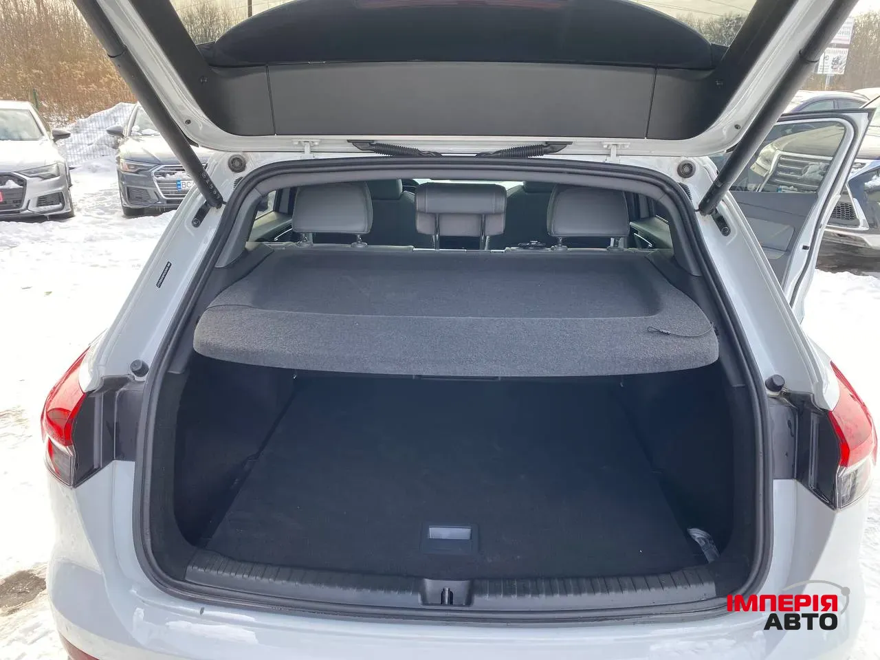 Audi Q4 e-tron - фото 4