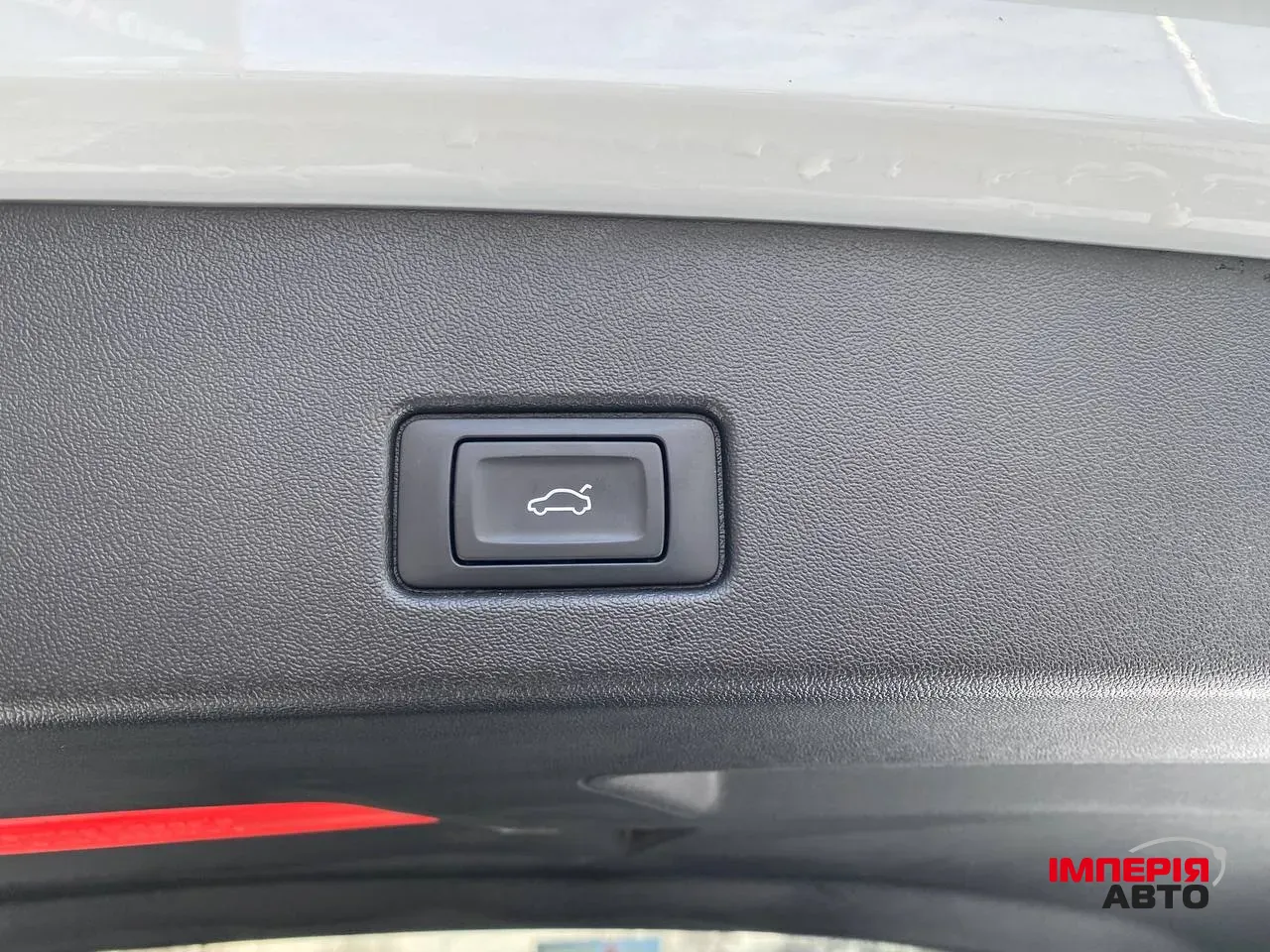 Audi Q4 e-tron - фото 3