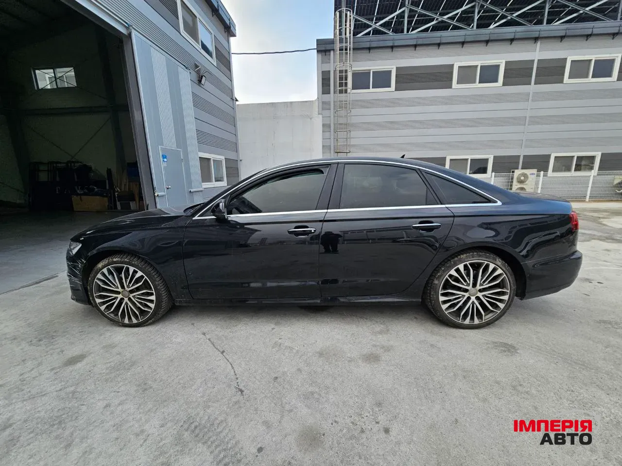 Audi A6 - фото 5
