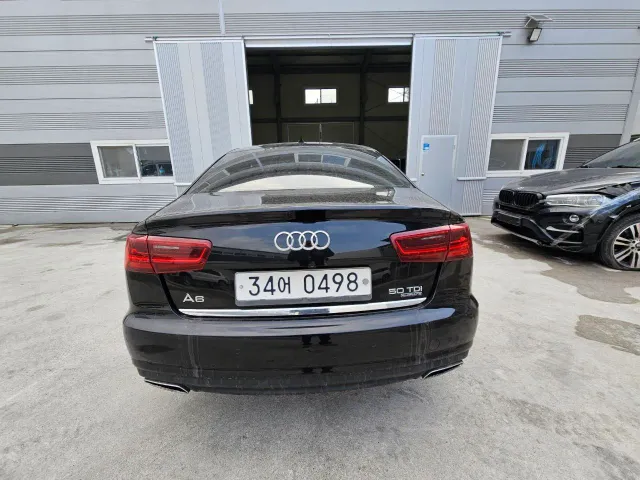 Audi A6 - фото 2