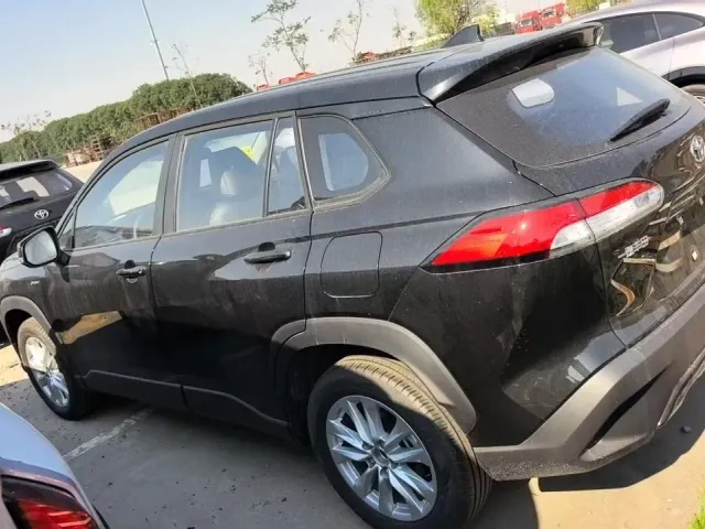 Toyota Corolla Cross - фото 4