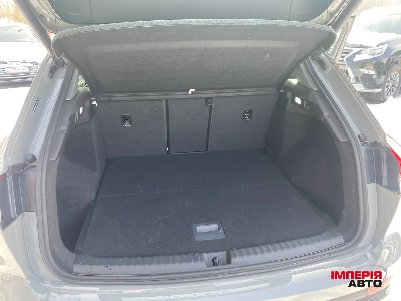 Audi Q4 e-tron - фото 4