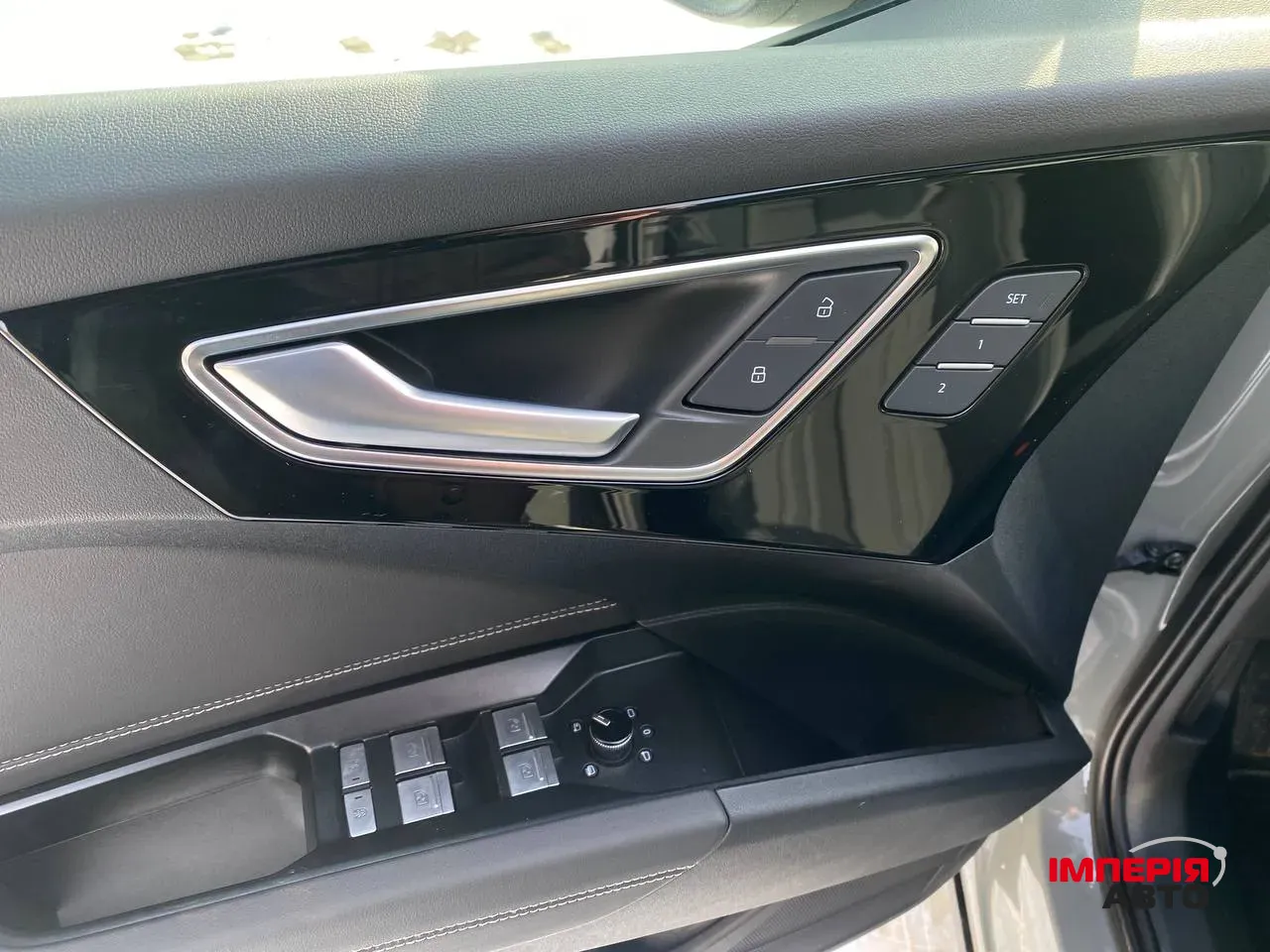 Audi Q4 e-tron - фото 16