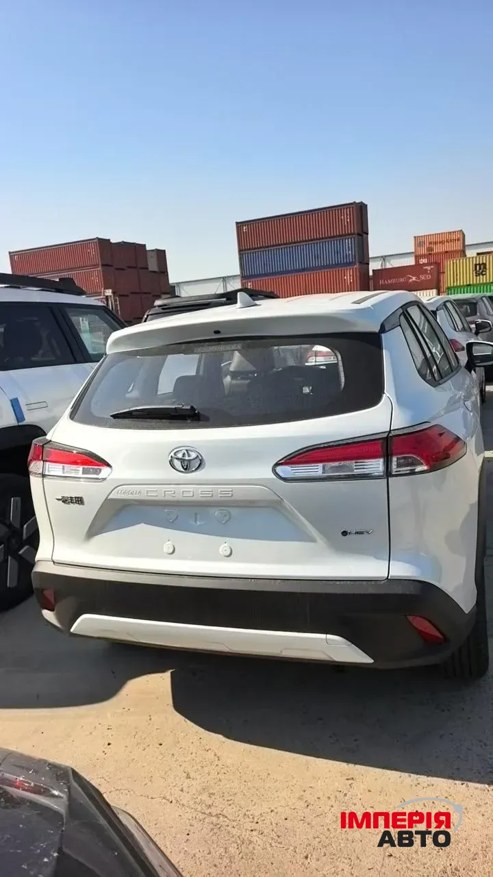 Toyota Corolla Cross - фото 5