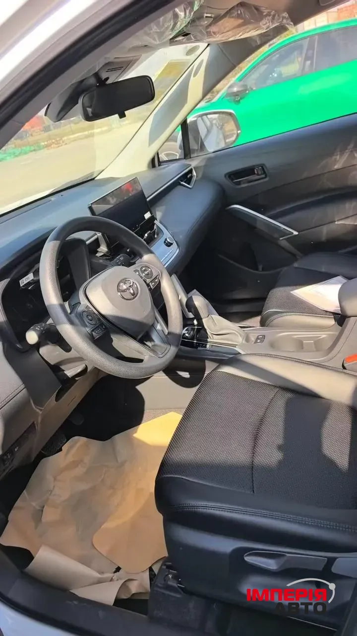 Toyota Corolla Cross - фото 3
