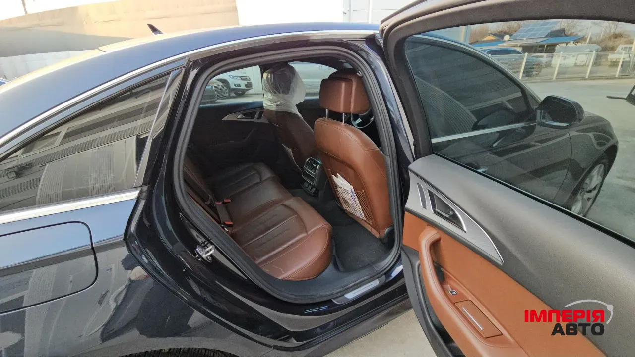Audi A6 - фото 12
